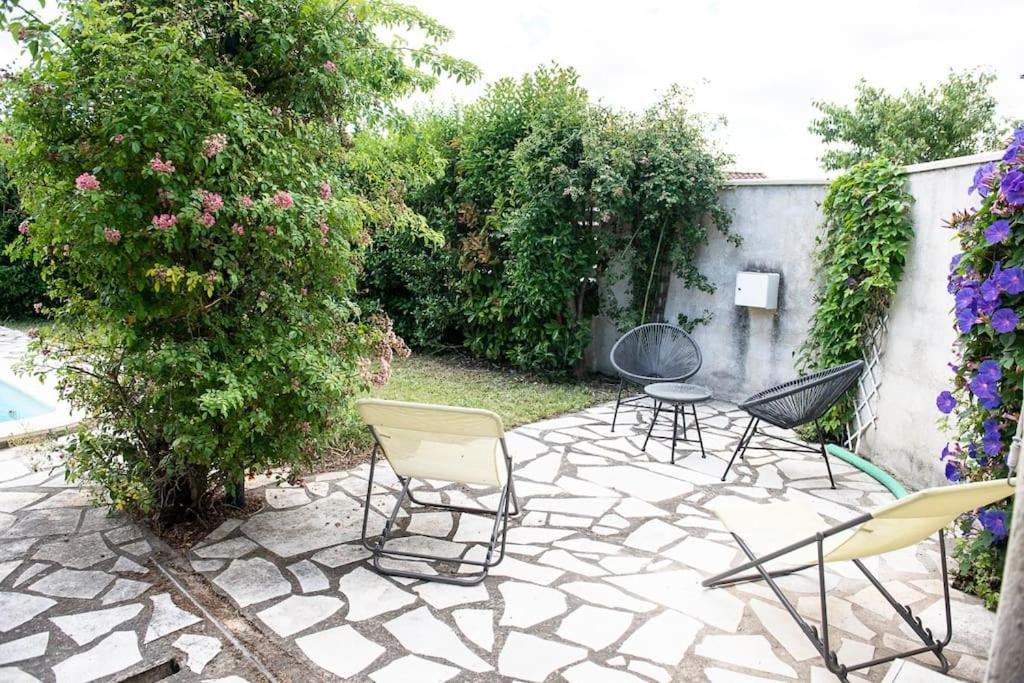 Petit Paradis . Pujaut Εξωτερικό φωτογραφία