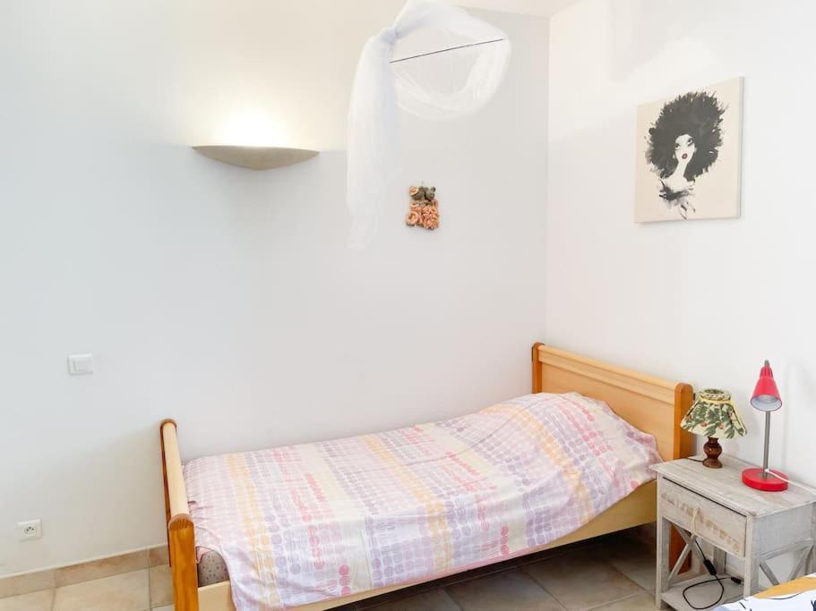Petit Paradis . Pujaut Εξωτερικό φωτογραφία