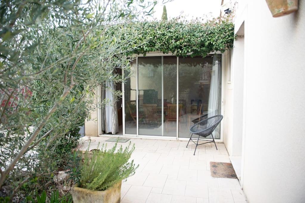 Petit Paradis . Pujaut Εξωτερικό φωτογραφία